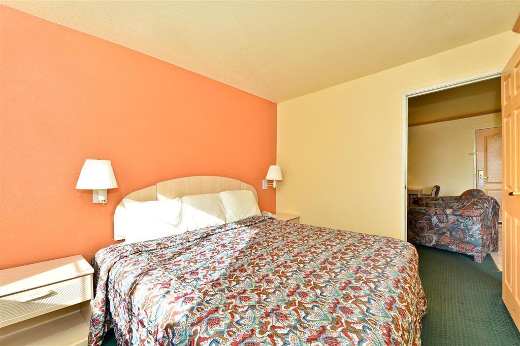 Hotel Baymont By Wyndham Garden Of The Gods Colorado Springs Chambre photo